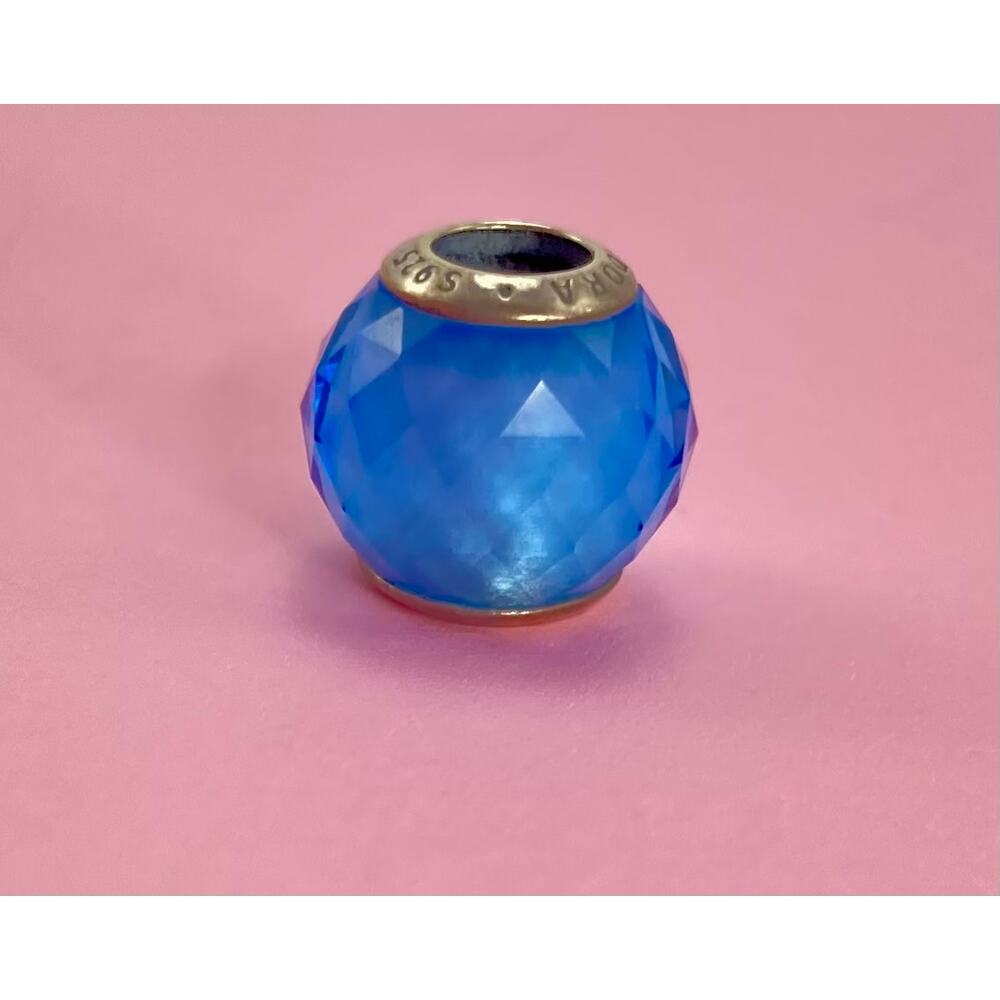 Pandora Petite Facets Blue bead